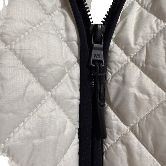 Michael Kors White & Black Trim Quilted Nylon jacket with Hood & Pockets Medium - Picture 5 of 9